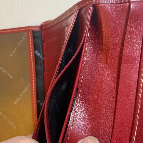 VTG Balenciaga Paris Cherry Red Leather Bifold Walllet Snap Zipper Closures - Picture 6 of 11